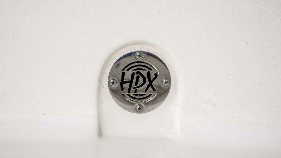 17 HPX V 17ft Maverick Yacht For Sale