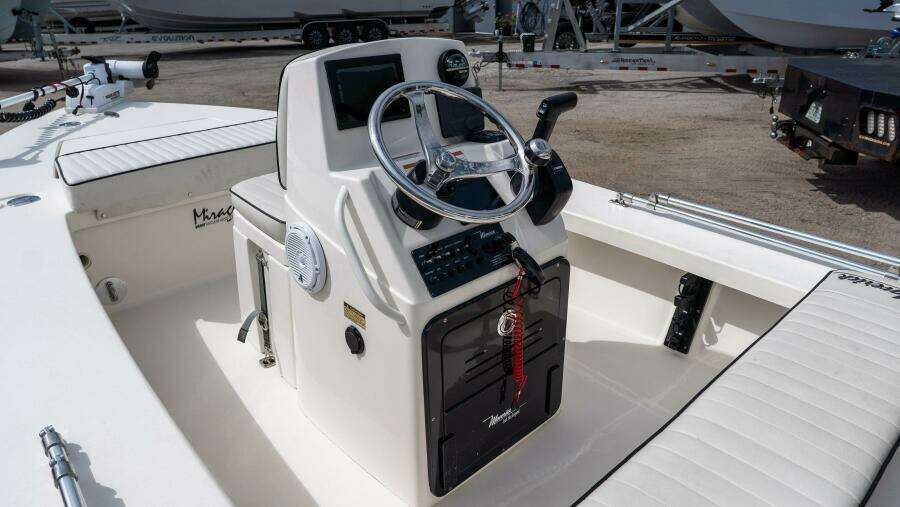 17 HPX V 17ft Maverick Yacht For Sale