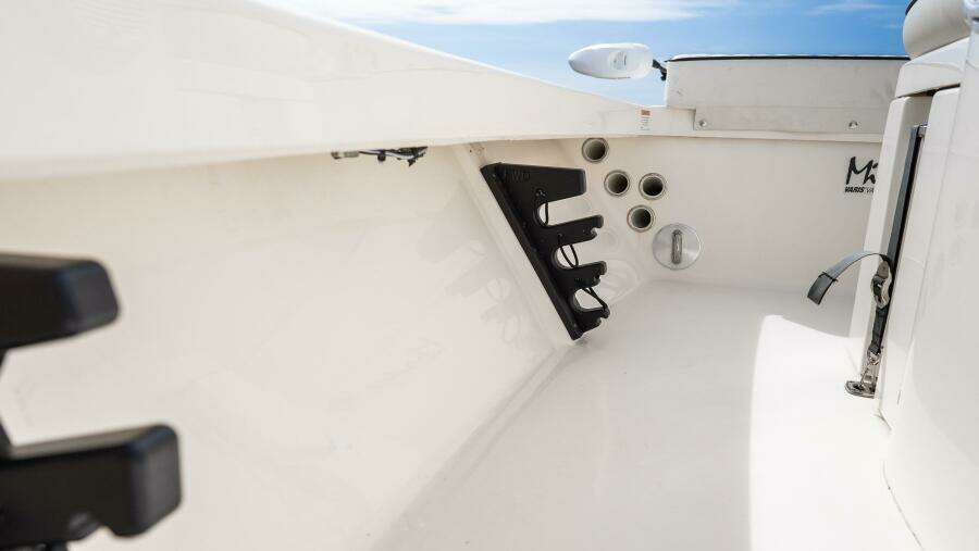 17 HPX V 17ft Maverick Yacht For Sale