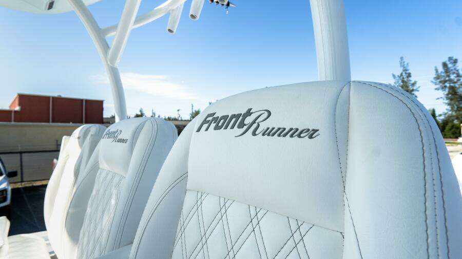 36 CC 36ft Front Runner Yacht For Sale