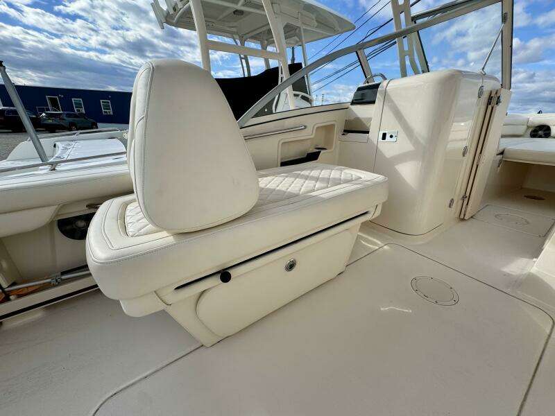 23ft Grady White Yacht For Sale