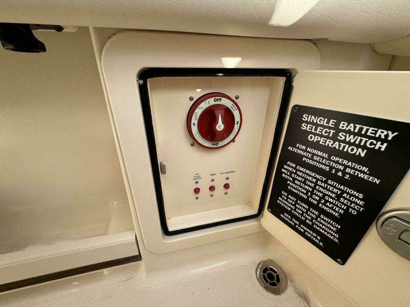 23ft Grady White Yacht For Sale