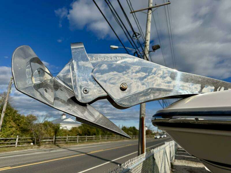 23ft Grady White Yacht For Sale
