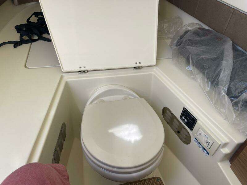 30ft Chris Craft Yacht For Sale