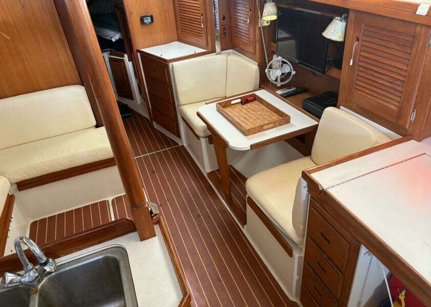 36ft Catalina Yacht For Sale