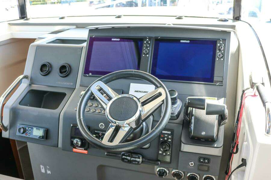 Helm Station
