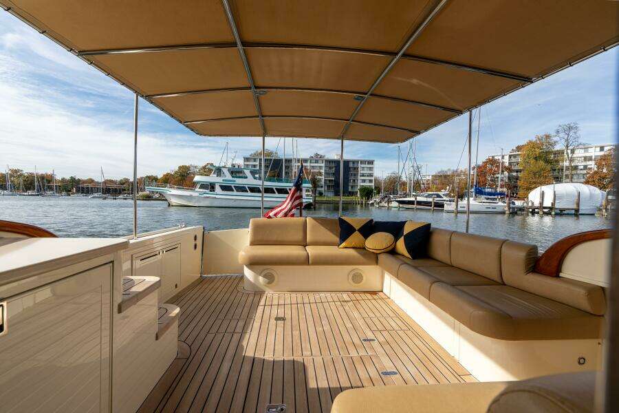 Bella Luna 50ft Palm Beach Motor Yachts Yacht For Sale