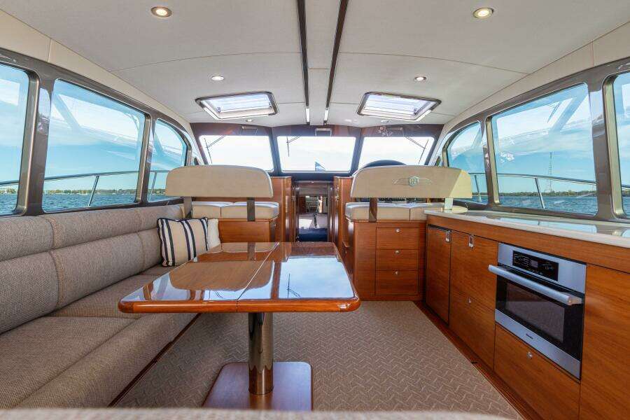 Bella Luna 50ft Palm Beach Motor Yachts Yacht For Sale