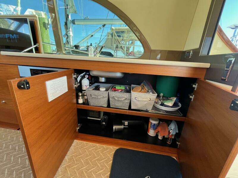 Bella Luna 50ft Palm Beach Motor Yachts Yacht For Sale