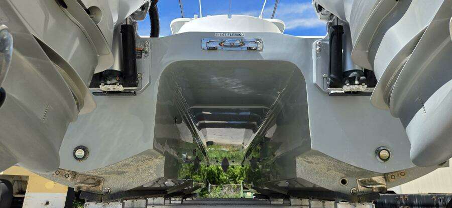 Hit N Run 35ft Invincible Yacht For Sale