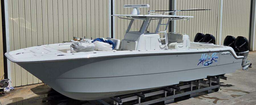 Hit N Run 35ft Invincible Yacht For Sale