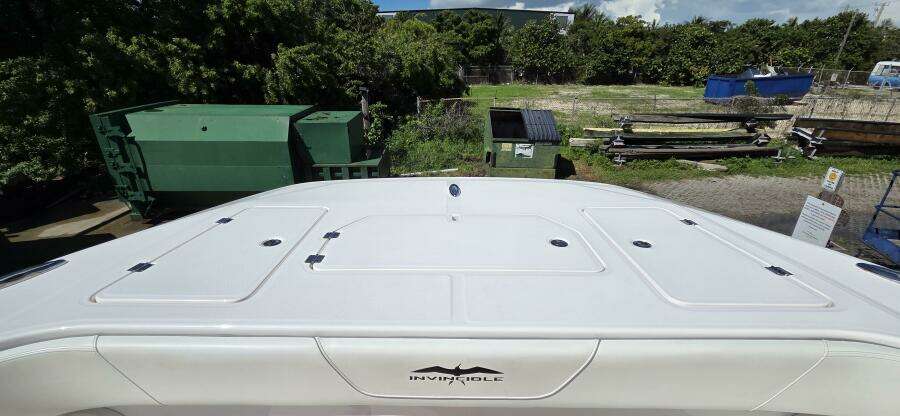 Hit N Run 35ft Invincible Yacht For Sale