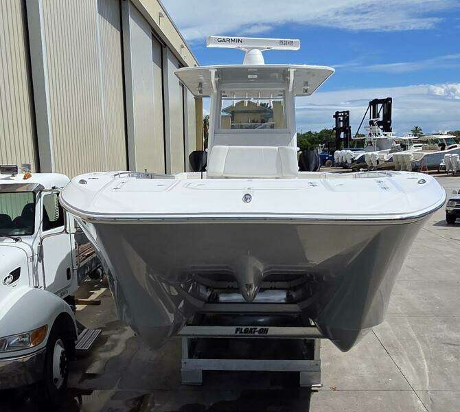 Hit N Run 35ft Invincible Yacht For Sale