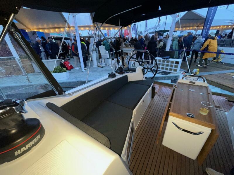 2027 Jeanneau Sun Odyssey 415