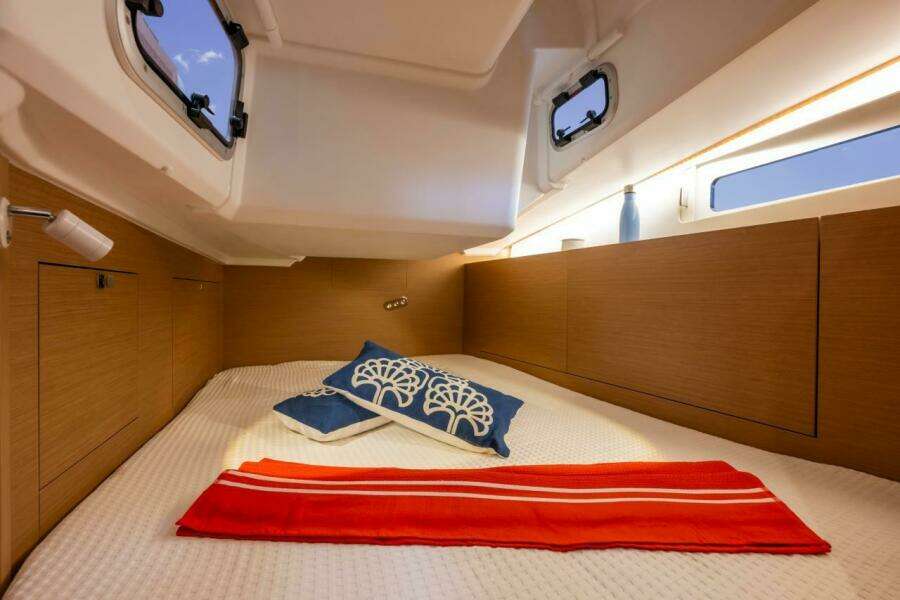 41ft Jeanneau Yacht For Sale