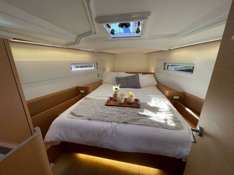 41ft Jeanneau Yacht For Sale