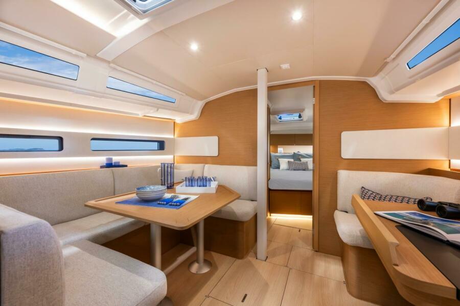 2027 Jeanneau Sun Odyssey 415