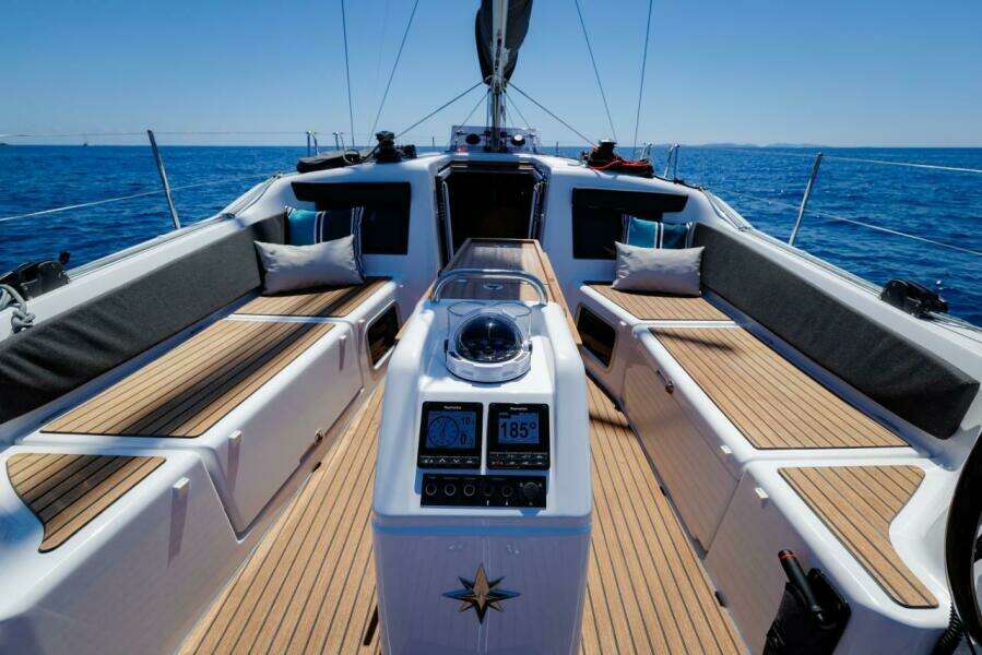 41ft Jeanneau Yacht For Sale