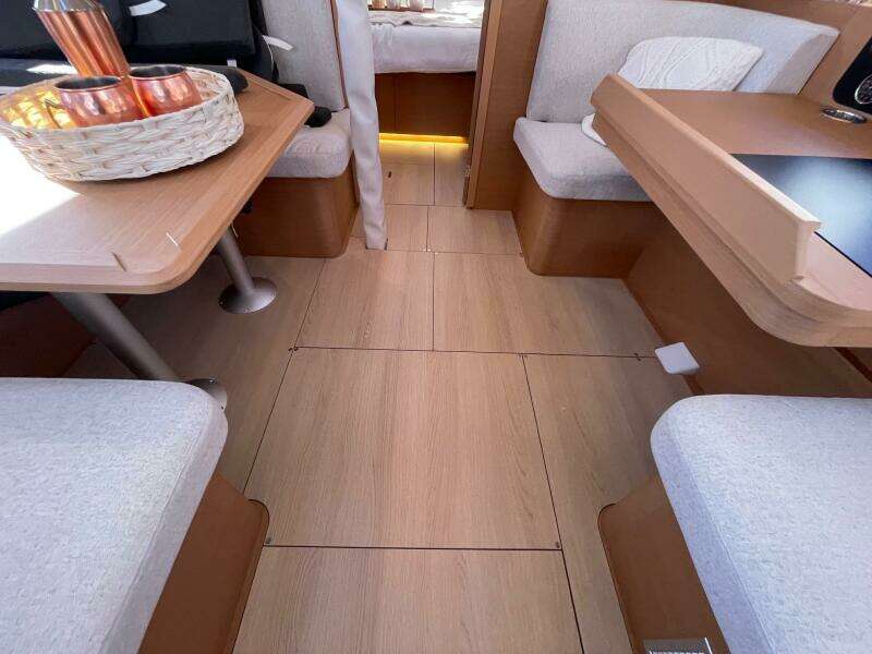 41ft Jeanneau Yacht For Sale