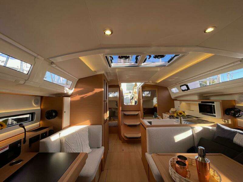 41ft Jeanneau Yacht For Sale