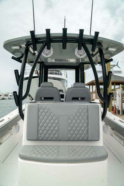 33ft Front Runner Yacht For Sale 33ft Front Runner Yacht For Sale