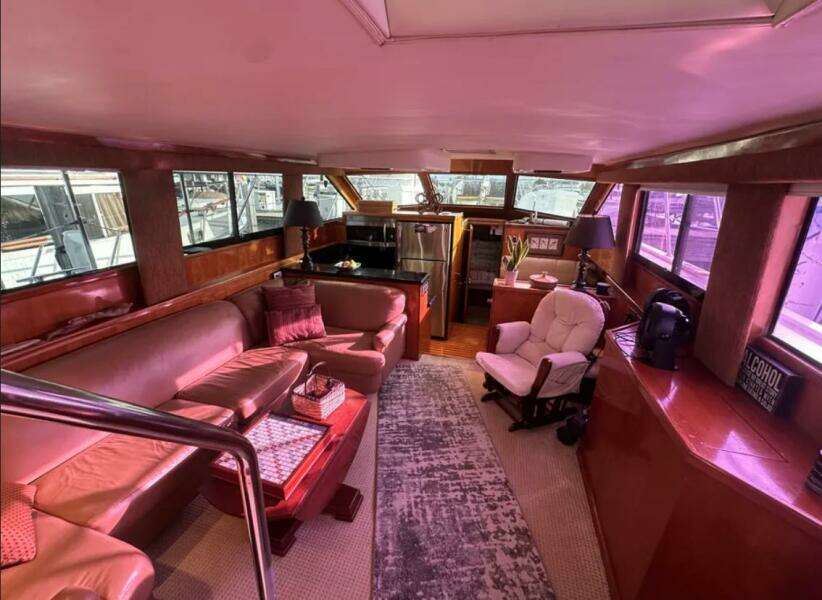 48ft Hatteras Yacht For Sale