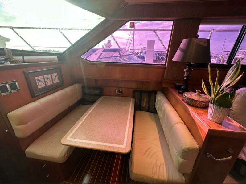 48ft Hatteras Yacht For Sale