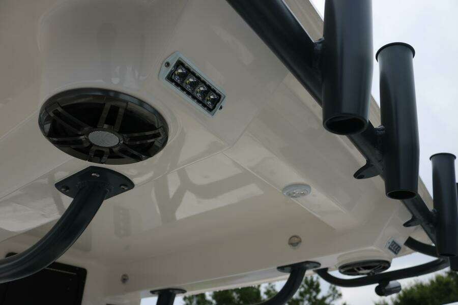 Hard Top Speakers 