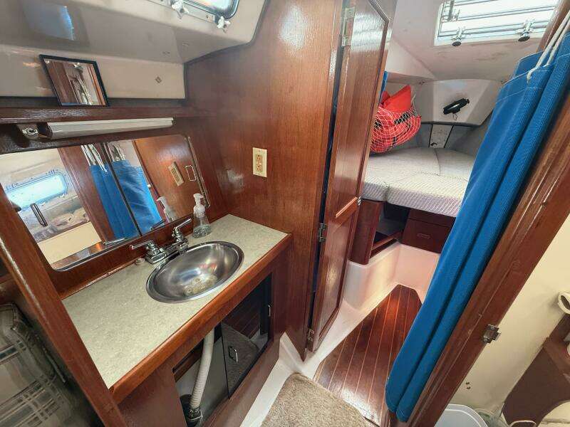34ft Hunter Yacht For Sale 34ft Hunter Yacht For Sale