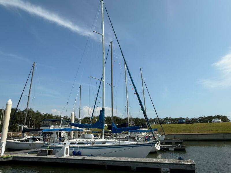 34ft Hunter Yacht For Sale 34ft Hunter Yacht For Sale
