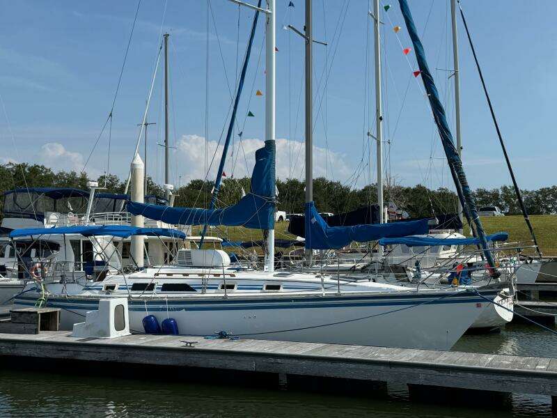 34ft Hunter Yacht For Sale 34ft Hunter Yacht For Sale