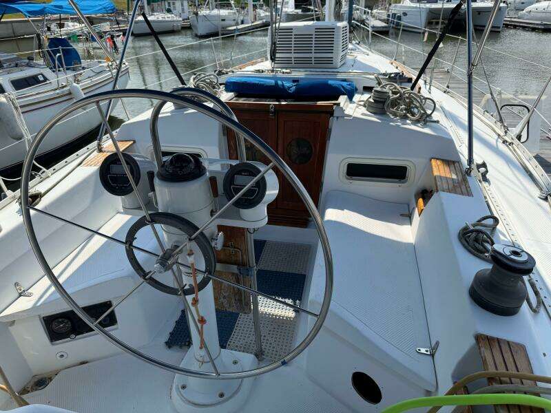 34ft Hunter Yacht For Sale 34ft Hunter Yacht For Sale