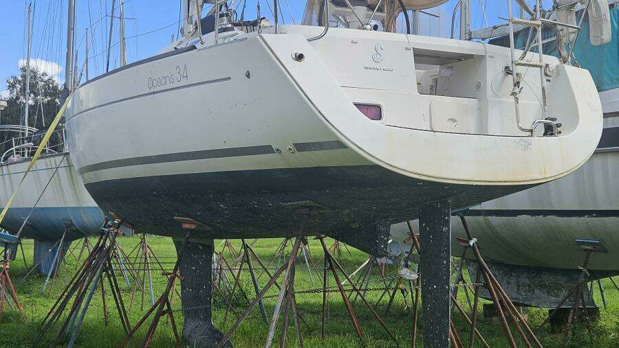 Martine 34ft Beneteau Yacht For Sale