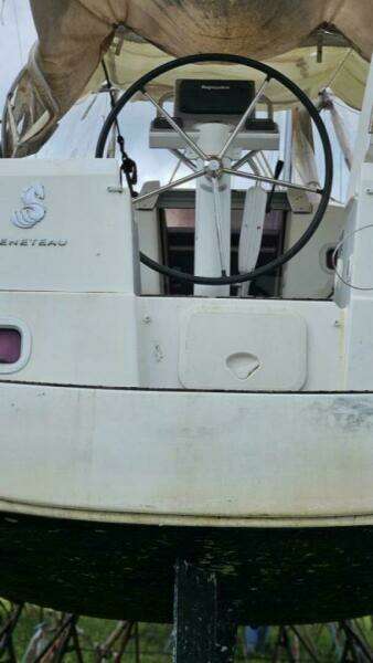 Martine 34ft Beneteau Yacht For Sale
