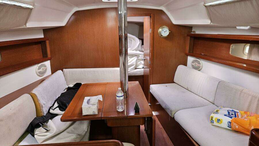 Martine 34ft Beneteau Yacht For Sale