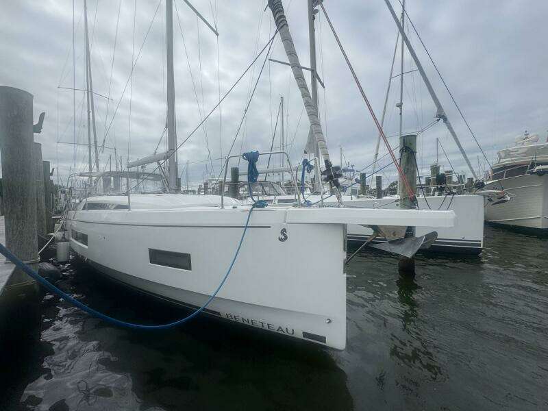 Bluebird 40ft Beneteau Yacht For Sale
