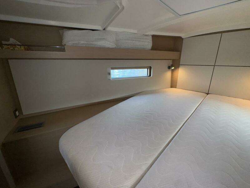 Bluebird 40ft Beneteau Yacht For Sale