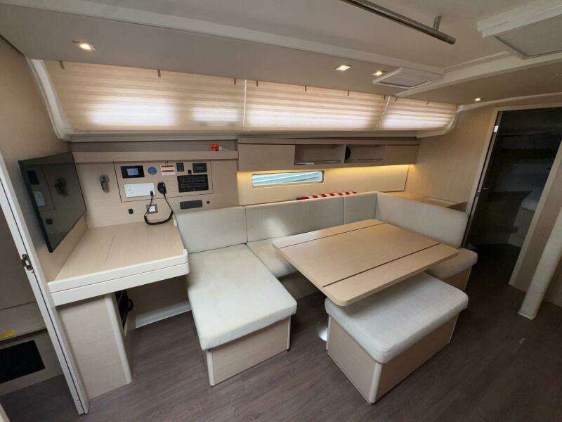 Bluebird 40ft Beneteau Yacht For Sale