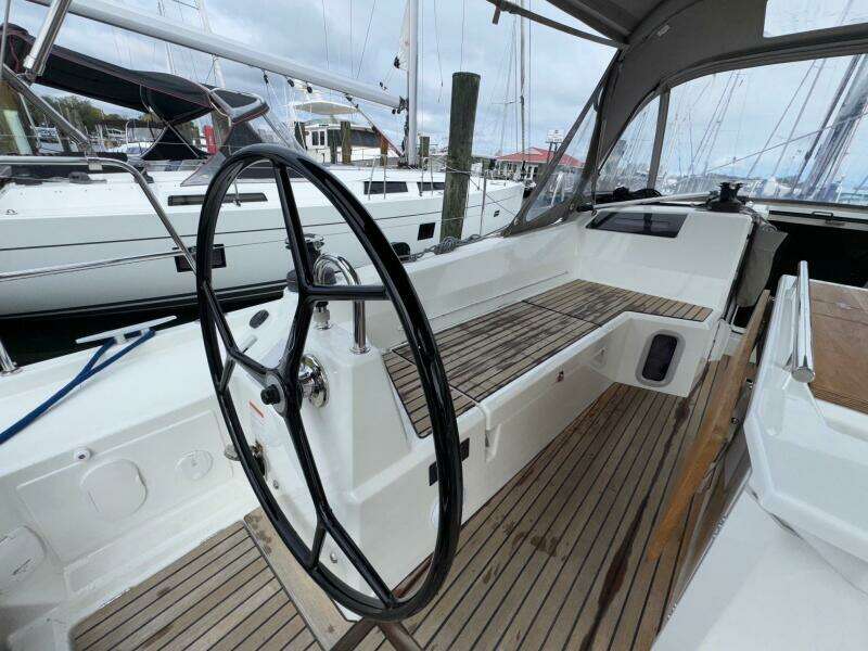 Bluebird 40ft Beneteau Yacht For Sale