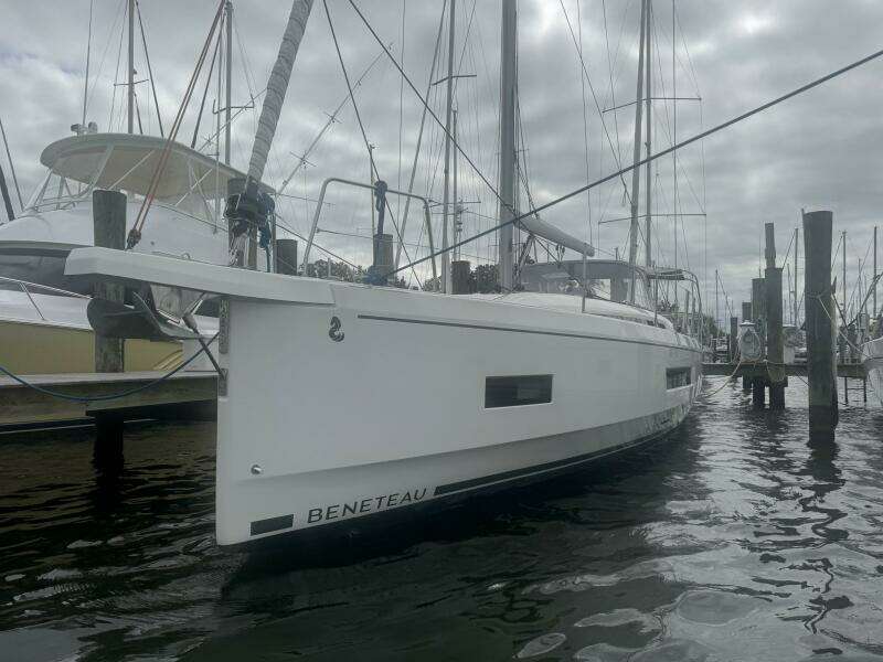 Bluebird 40ft Beneteau Yacht For Sale