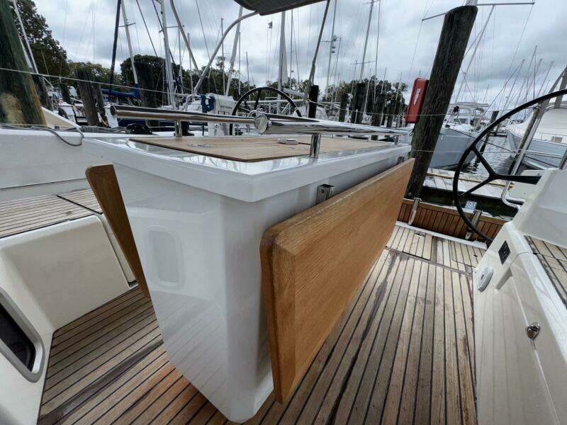 Bluebird 40ft Beneteau Yacht For Sale