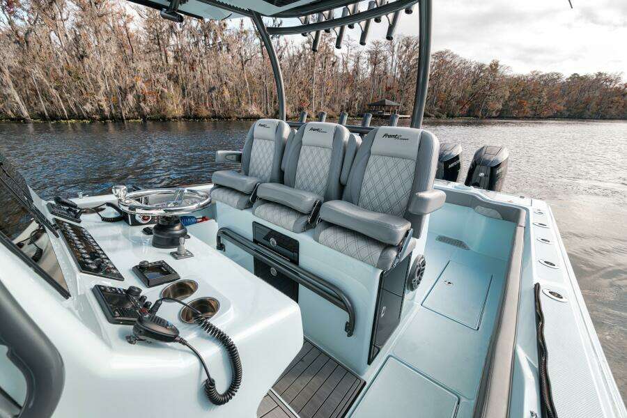 36ft Front Runner Yacht For Sale