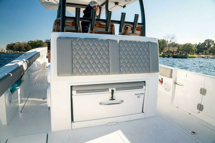 36ft Front Runner Yacht For Sale