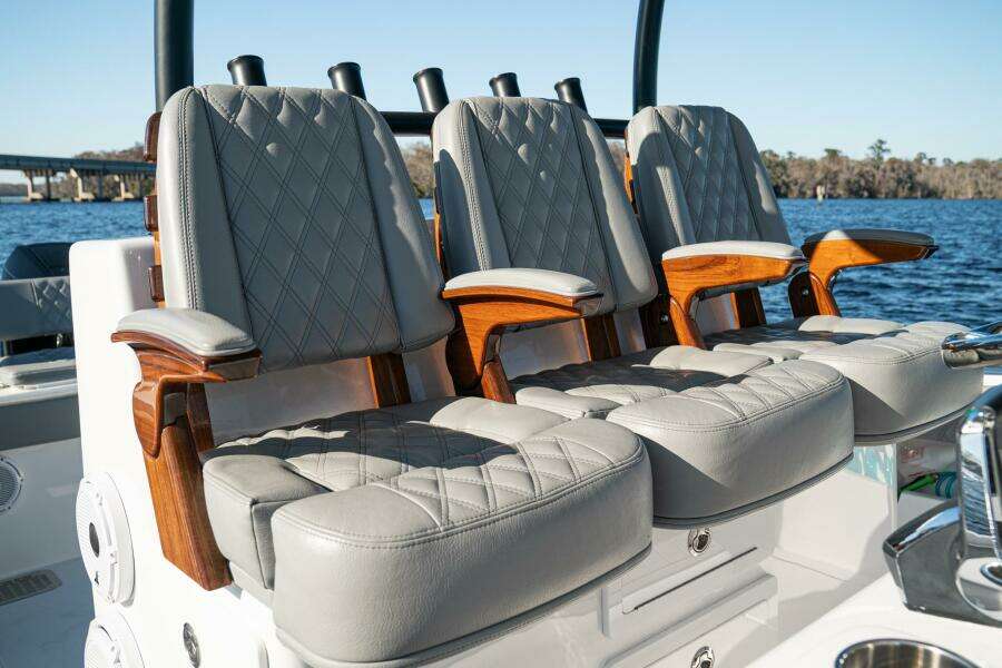 36ft Front Runner Yacht For Sale