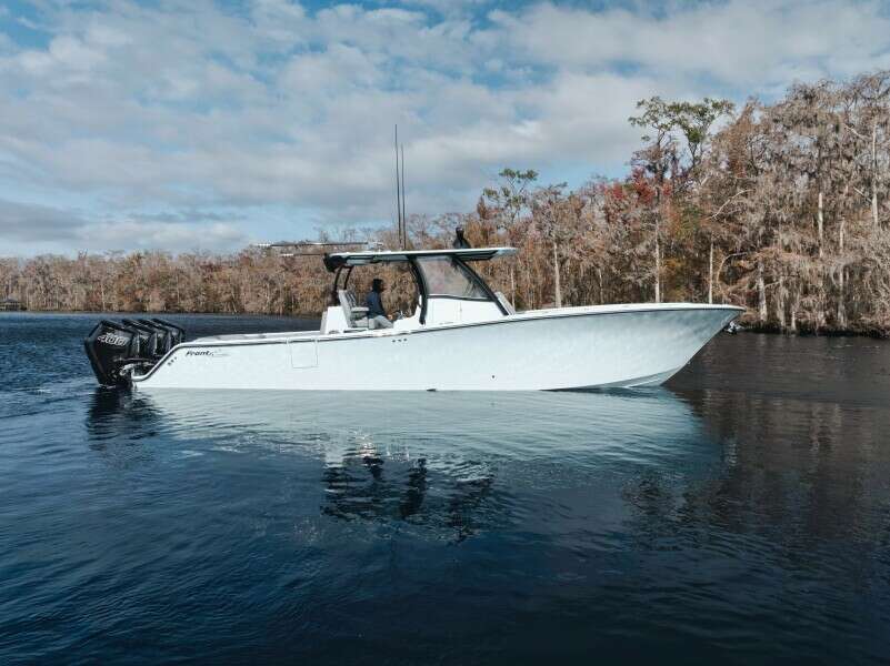 39ft Front Runner Yacht For Sale