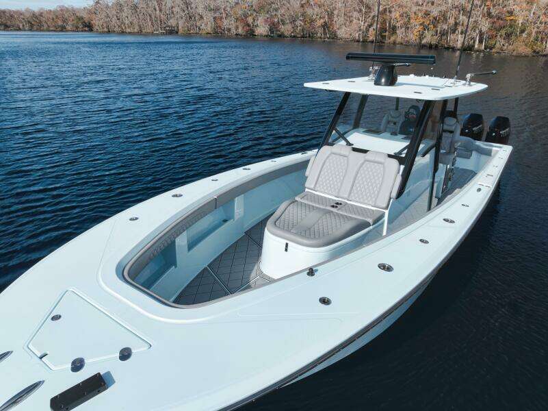39ft Front Runner Yacht For Sale