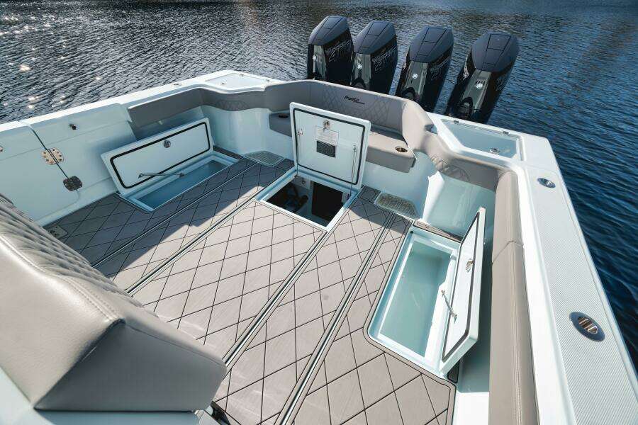 39ft Front Runner Yacht For Sale