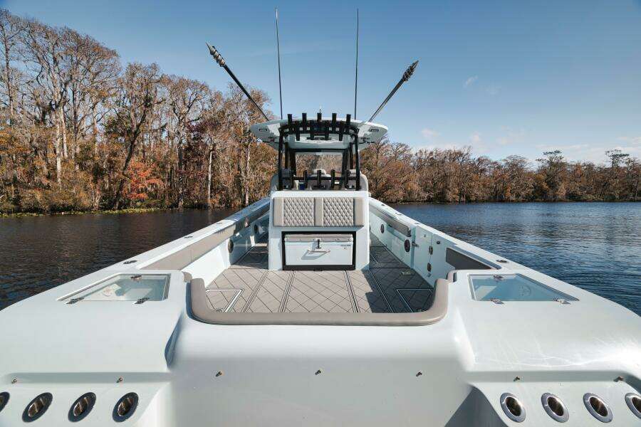 39ft Front Runner Yacht For Sale