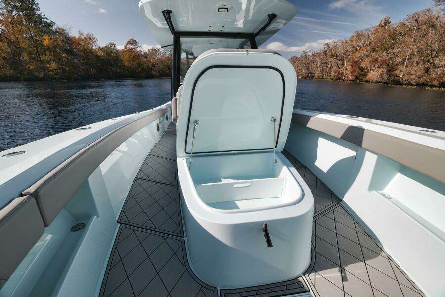 39ft Front Runner Yacht For Sale
