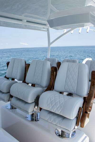 43ft Front Runner Yacht For Sale